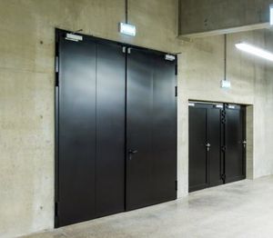 porta industrial de abrir 1
