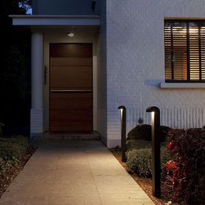 poste balizador de iluminação de jardim