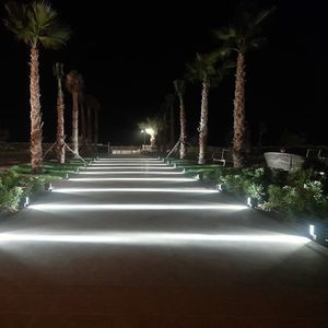 poste balizador de iluminação de jardim