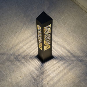 poste balizador de iluminação para espaços públicos 1