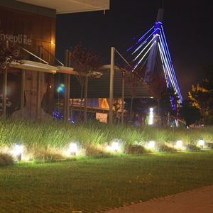 poste balizador de iluminação para espaços públicos 1