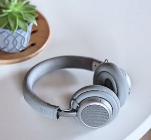 fones de ouvido com Bluetooth