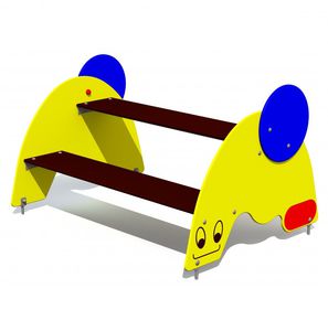 conjunto de mesa e bancos contemporâneo