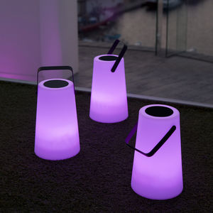 luminária com caixa de som portátil