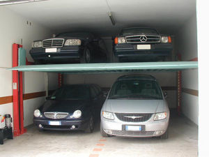 monta-carros hidráulico