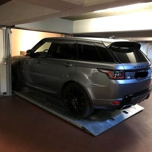 plataforma para estacionamento elétrica