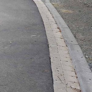 calha de escoamento com inclinação
