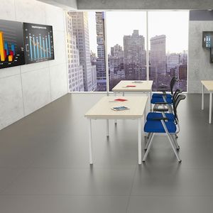 mesa para treinamento contemporânea