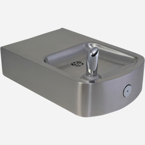 bebedouro para pessoas com mobilidade reduzida