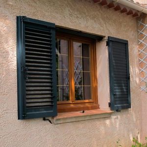 veneziana de abrir