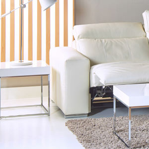 mesa lateral contemporânea