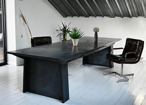 mesa de trabalho contemporânea