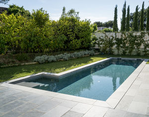 piscina com transbordo