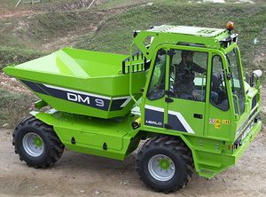dumper com caçamba giratória
