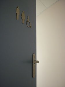 pictograma de porta em aço inoxidável 1