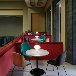 mesa contemporânea