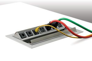 tomada para equipamento informático