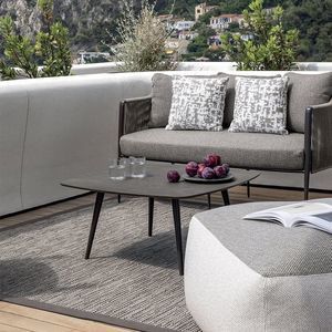 mesa lateral contemporânea 1