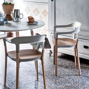 cadeira de sala de jantar moderna