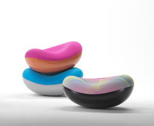 puff de design original / em tecido / de Karim Rashid