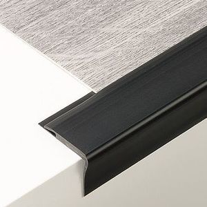 testeira de degrau em PVC 1