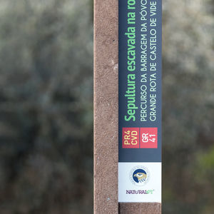 totem de sinalização 1