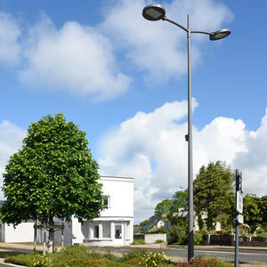 poste de iluminação em alumínio 1