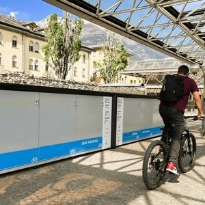 instalação inmótica para estacionamento de bicicletas