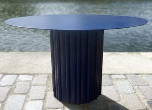 mesa contemporânea