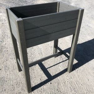 jardineira para horta em plástico reciclado