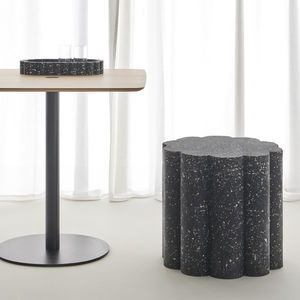 banqueta contemporânea