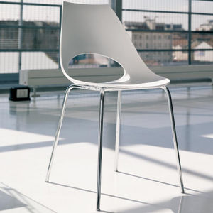 cadeira contemporânea 1