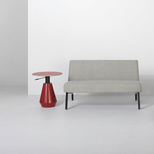 mesa lateral contemporânea