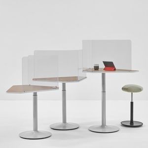 mesa para treinamento contemporânea