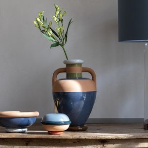 vaso contemporâneo