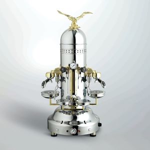 máquina de café com bomba