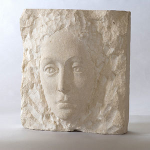 escultura em pedra
