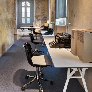 cadeira de escritório contemporânea