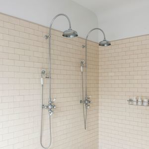 conjunto de chuveiro de parede / clássico / da linha comercial / com chuveiro de mão
