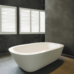 banheira freestanding / oval / em compósito