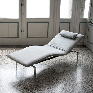 chaise longue contemporânea