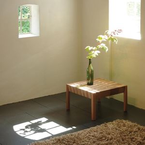 mesa lateral contemporânea