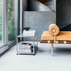 mesa lateral contemporânea