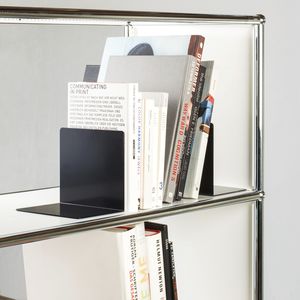 aparador para livros metálico 1