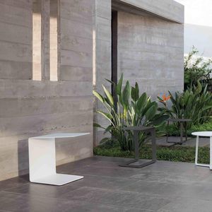 mesa lateral contemporânea