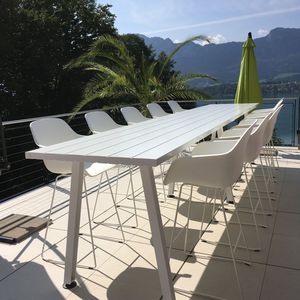 mesa alta contemporânea