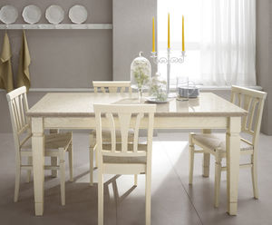 mesa de jantar clássica