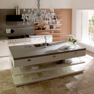 cozinha contemporânea / em carvalho / com ilha / lacada