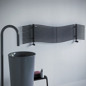 aquecedor de toalhas a água quente 1