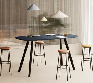 mesa de reunião de design minimalista